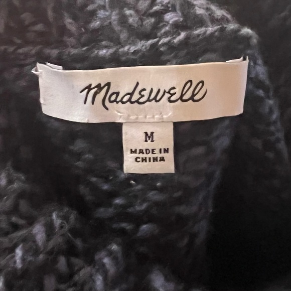 Madewell Turtleneck Cutaway Sleeveless Sweater. Size:Med Merino Wool blend. - Picture 6 of 6